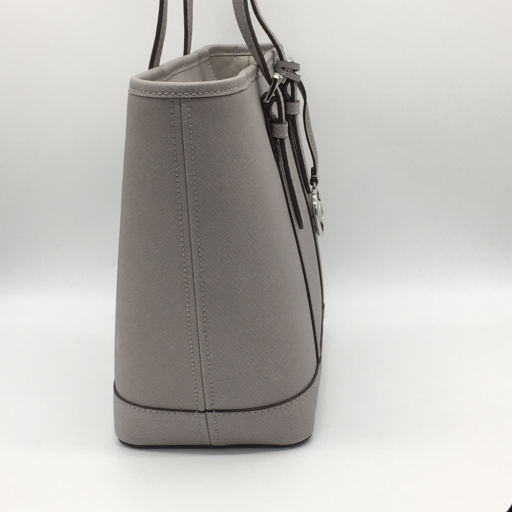 MICHAEL KORS SM TZ SHOULDER TOTE PEARL GREY - Picture 4 of 8